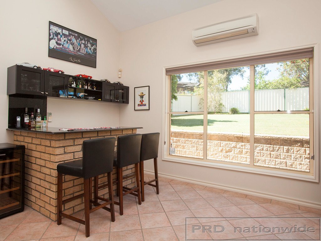 43 Pacific Crescent ASHTONFIELD 9