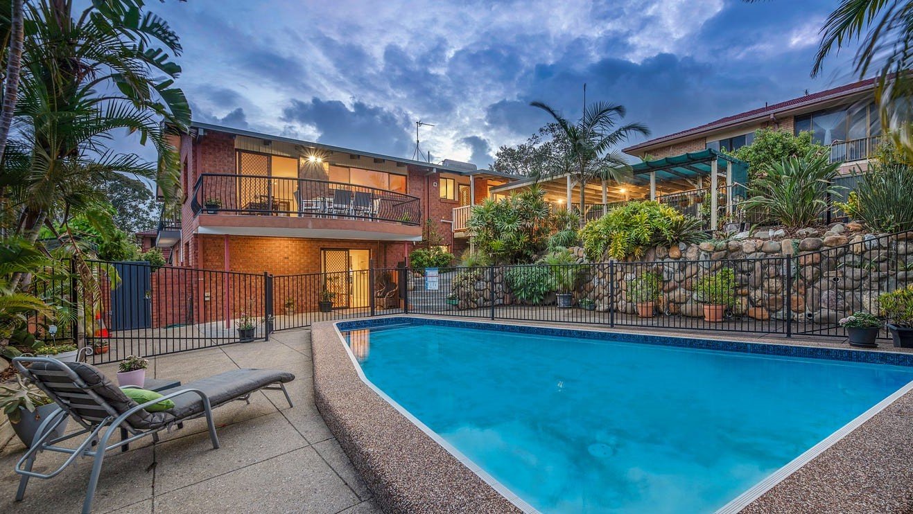43 Parasol Street ASHMORE 1