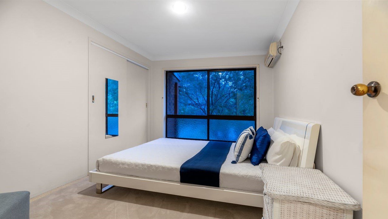 43 Parasol Street ASHMORE 12