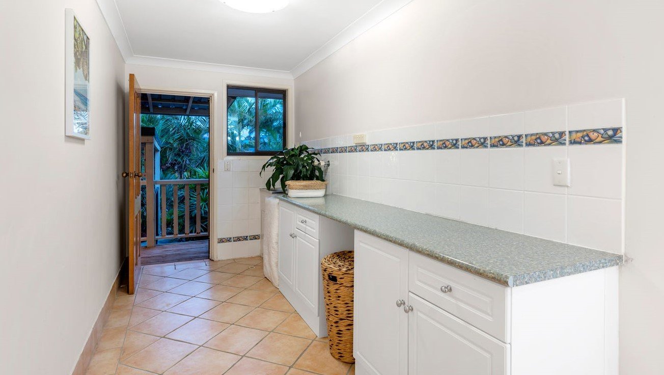 43 Parasol Street ASHMORE 19