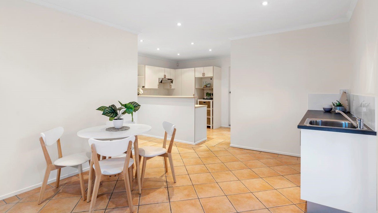 43 Parasol Street ASHMORE 23
