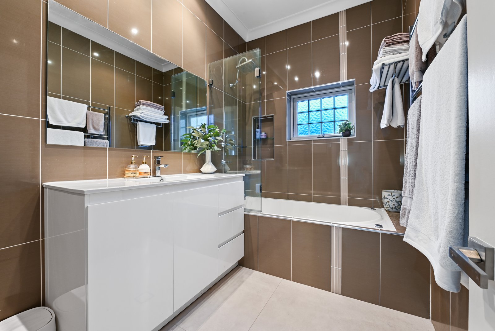 43 Park Street PEAKHURST 16