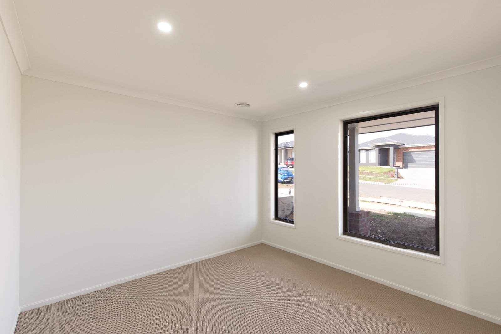 Gallery: 43 Patriot Crescent