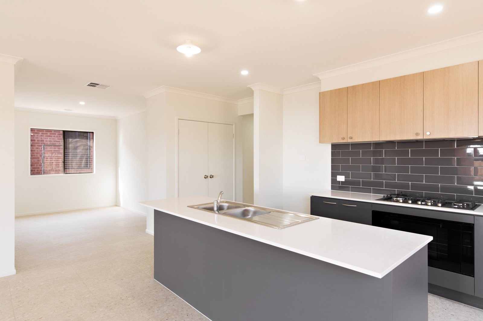 Gallery: 43 Patriot Crescent