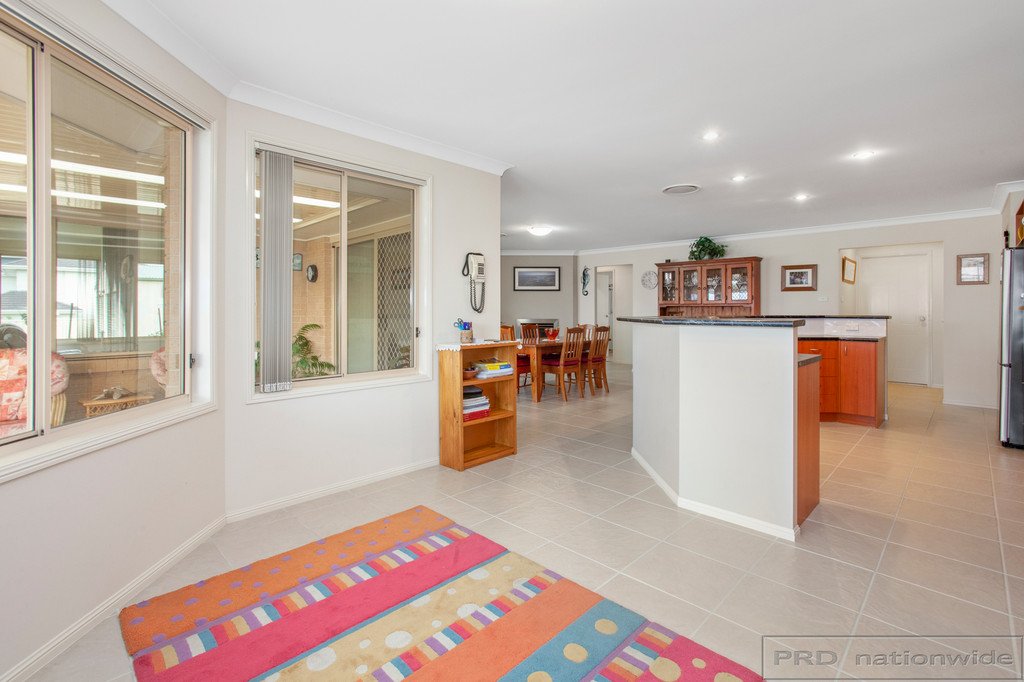 43 Peterson Parade THORNTON 18