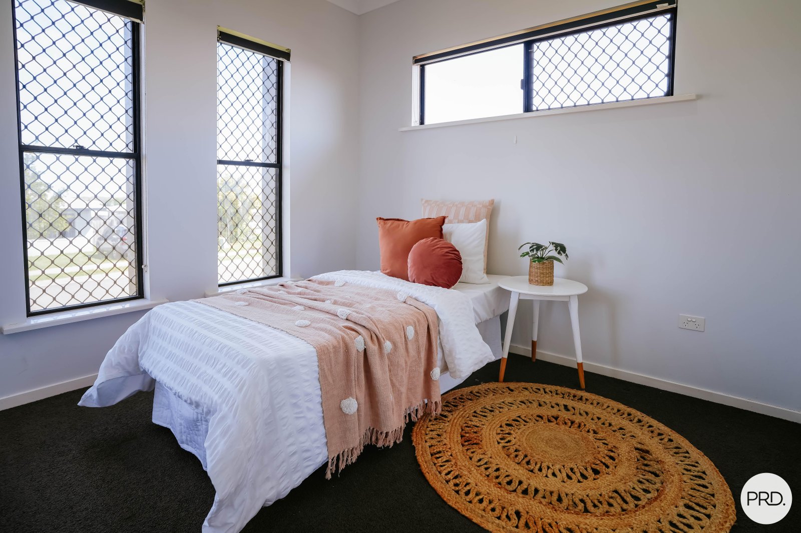 43 Phoenix Crescent RURAL VIEW 17