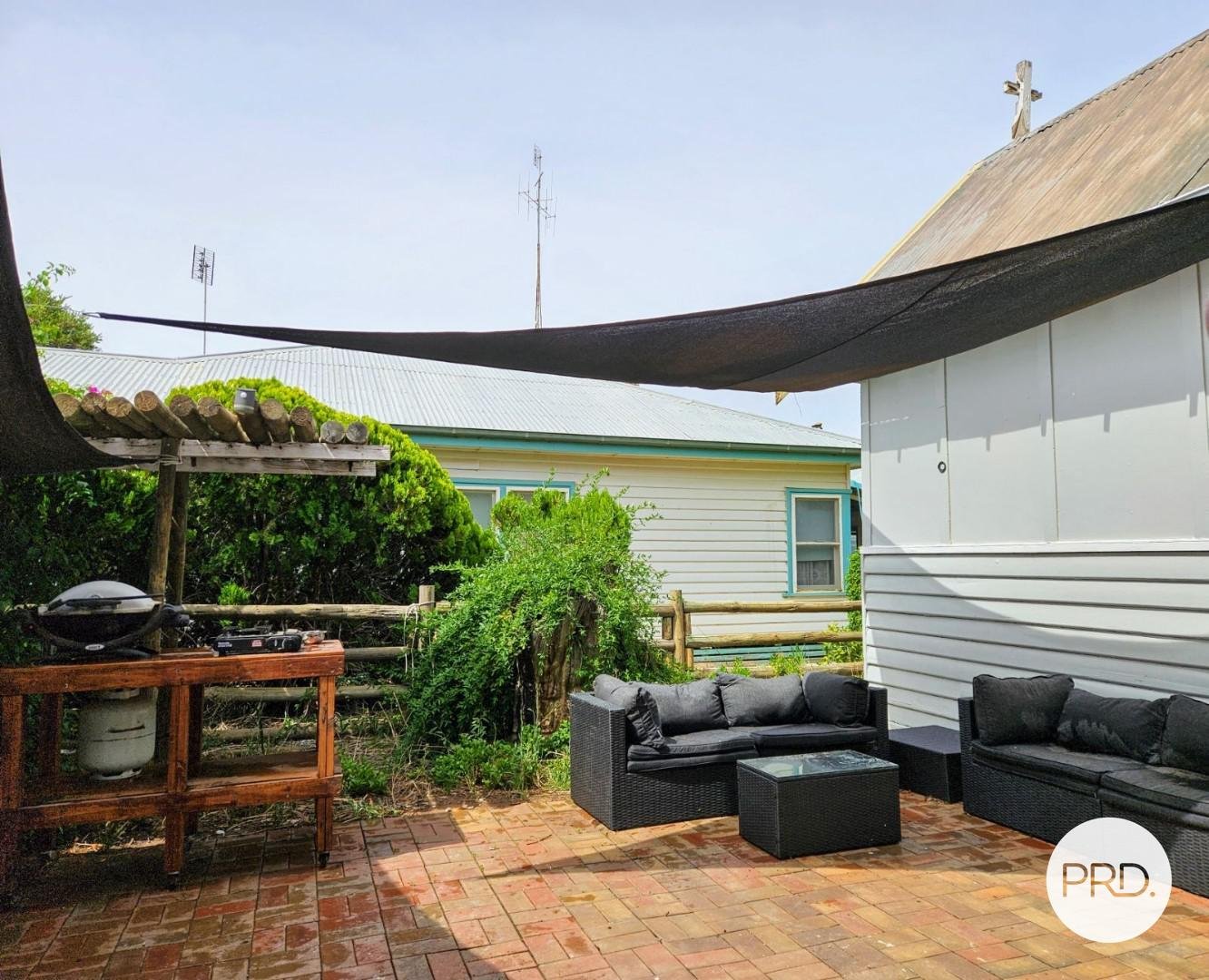 43 Pioneer Street MANANGATANG 11
