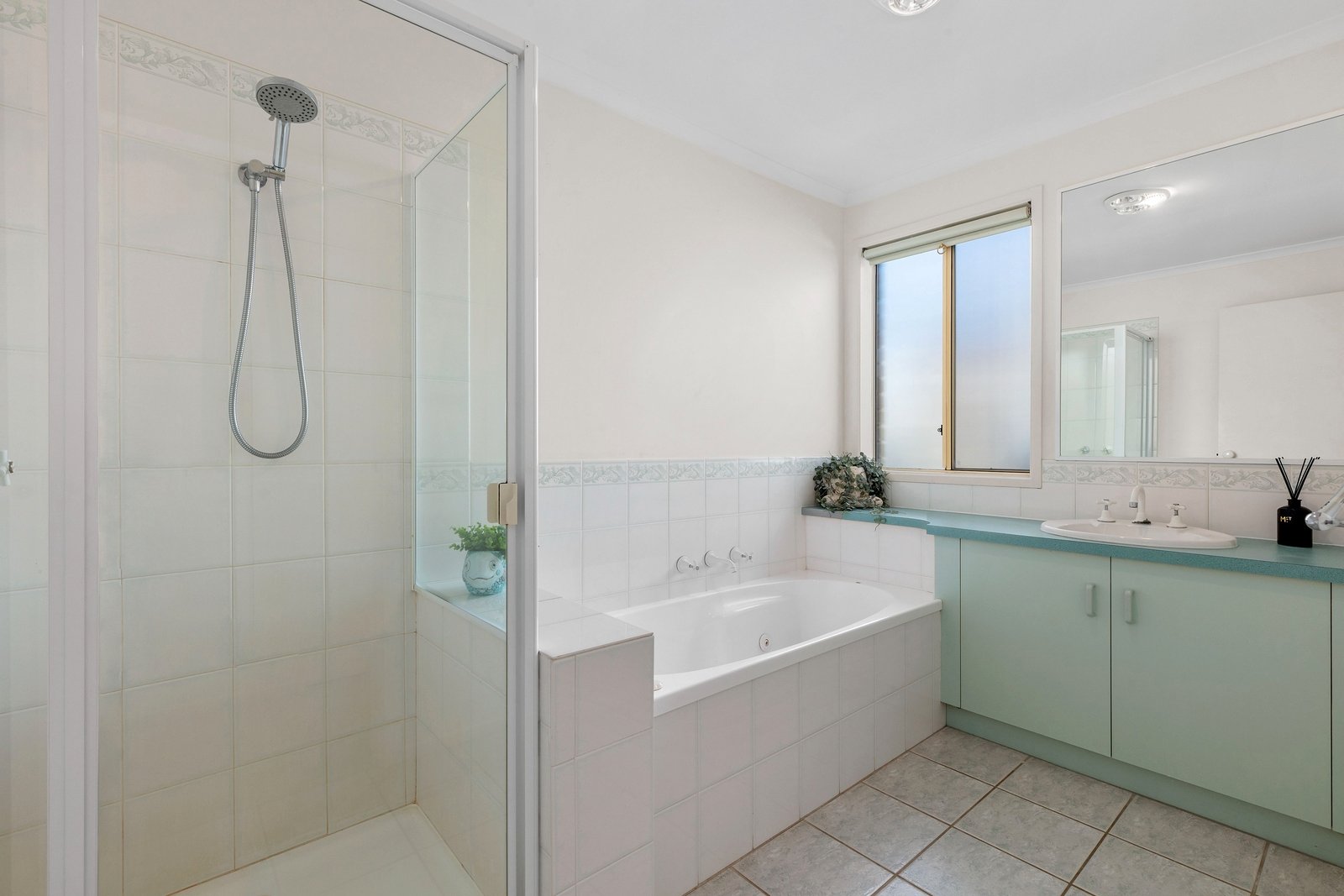 Real Estate and Property in 43 Point Lonsdale Road, Point Lonsdale, VIC