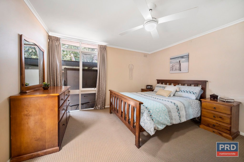 43 Poulston Street LONG GULLY 11