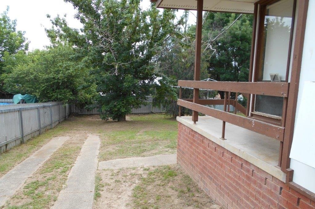 43 Quandong Ave  TUMUT 5