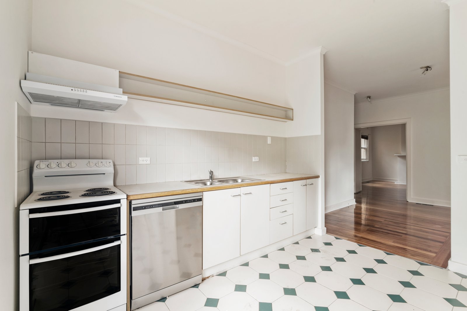 Gallery: 4/3 Railway Avenue