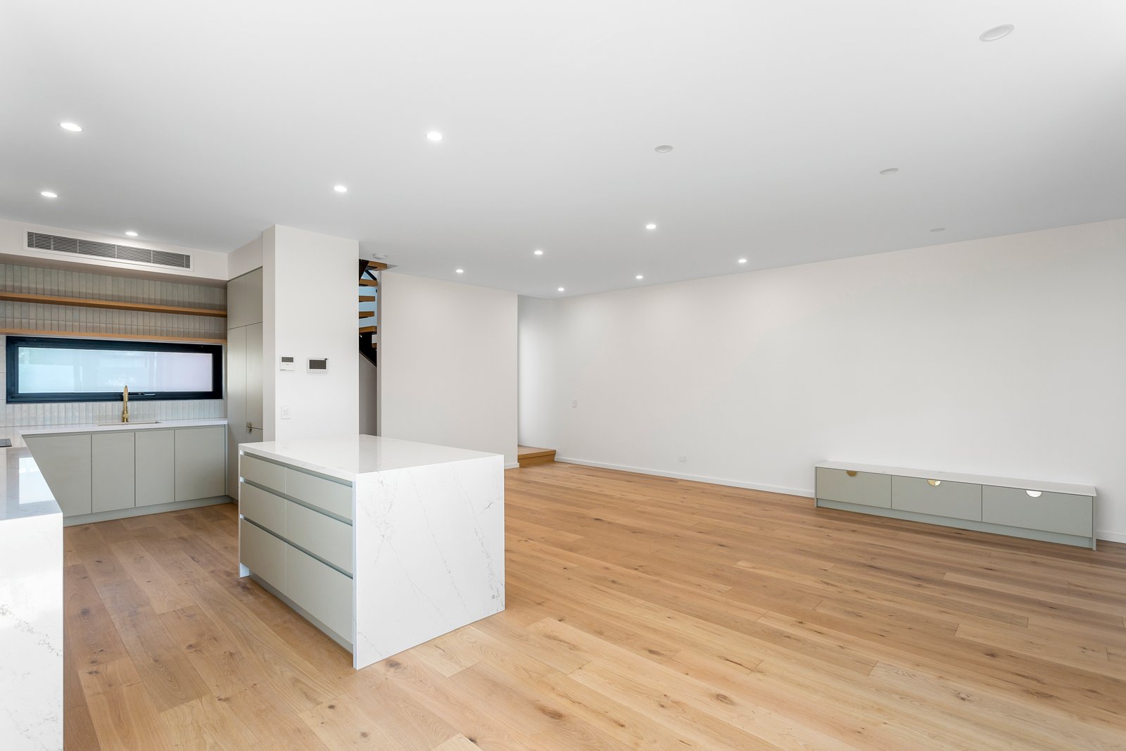 Real Estate and Property in 4/3 Rainsford Street, Elwood, VIC