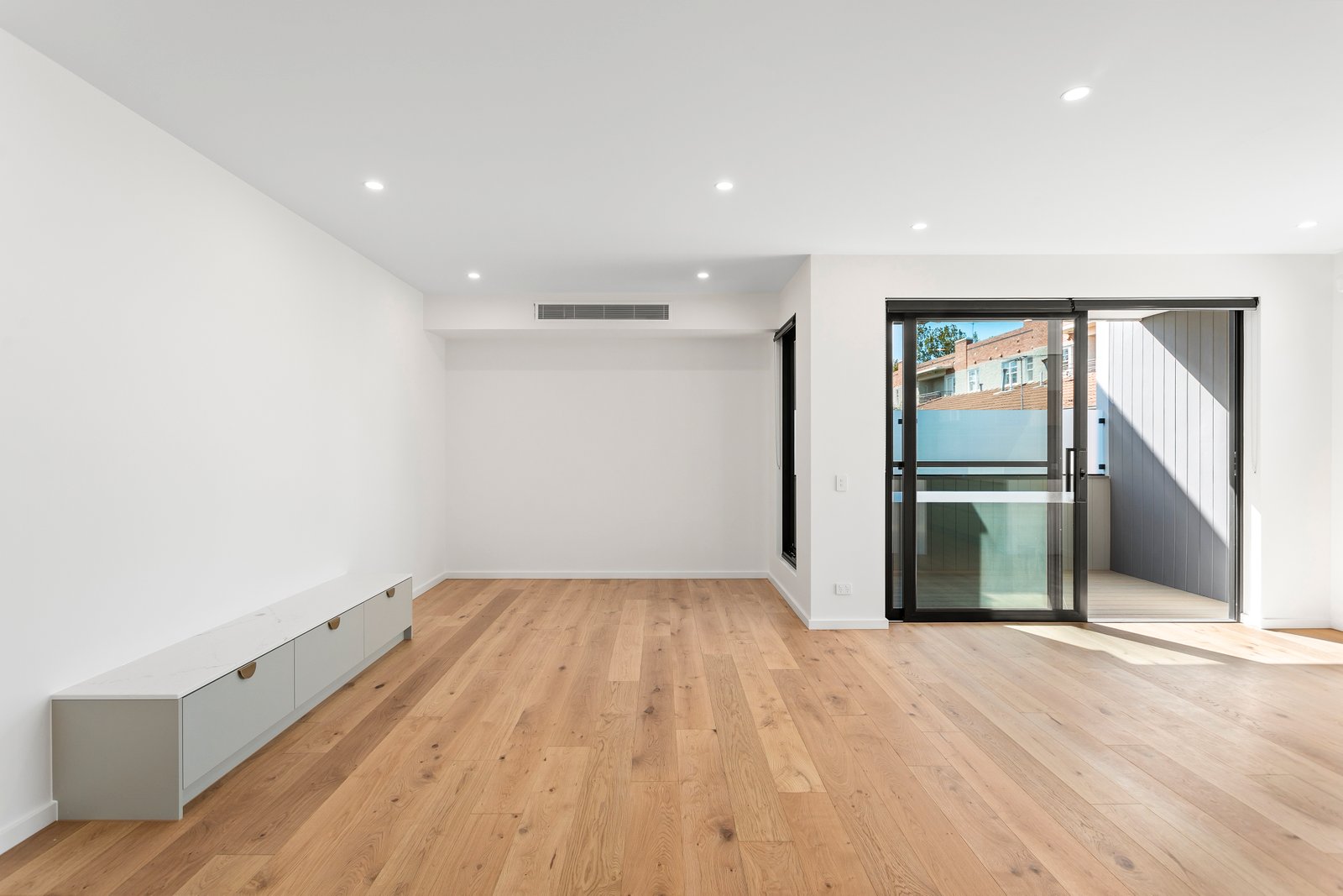 Real Estate and Property in 4/3 Rainsford Street, Elwood, VIC