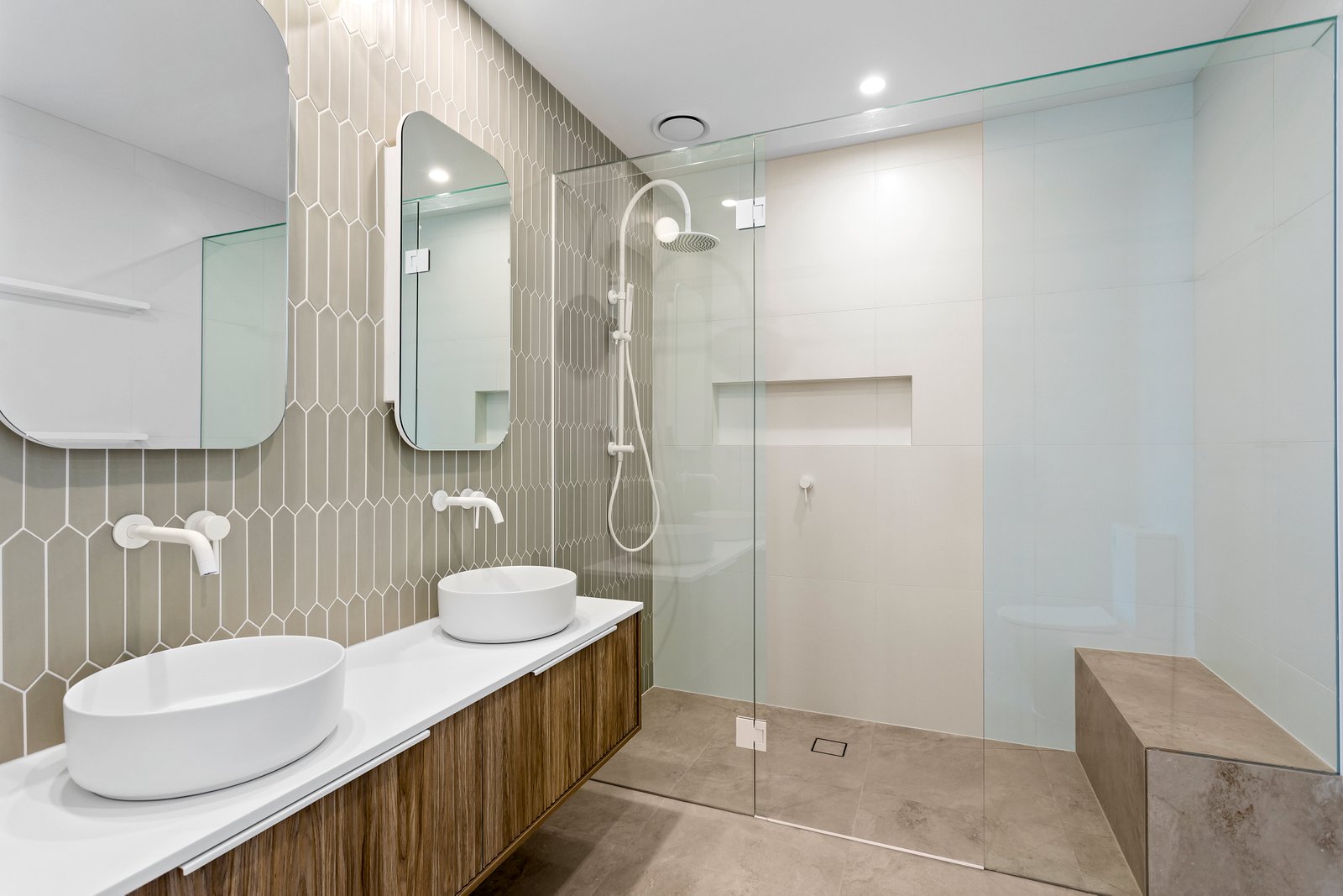 Real Estate and Property in 4/3 Rainsford Street, Elwood, VIC