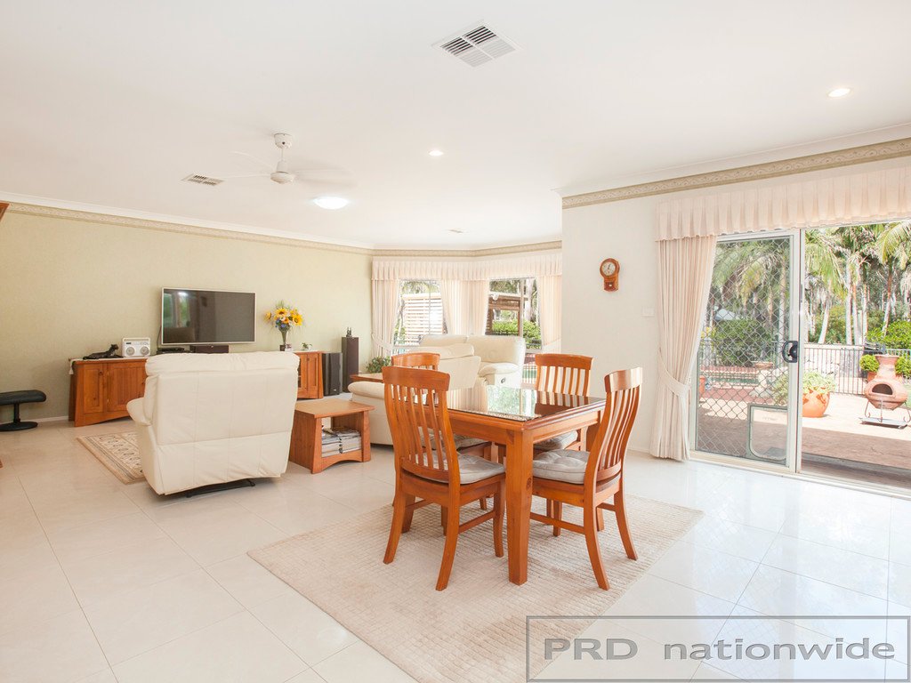 43 Rosebank Drive WALLALONG 14