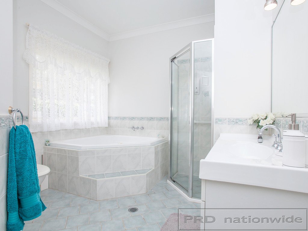 43 Rosebank Drive WALLALONG 22