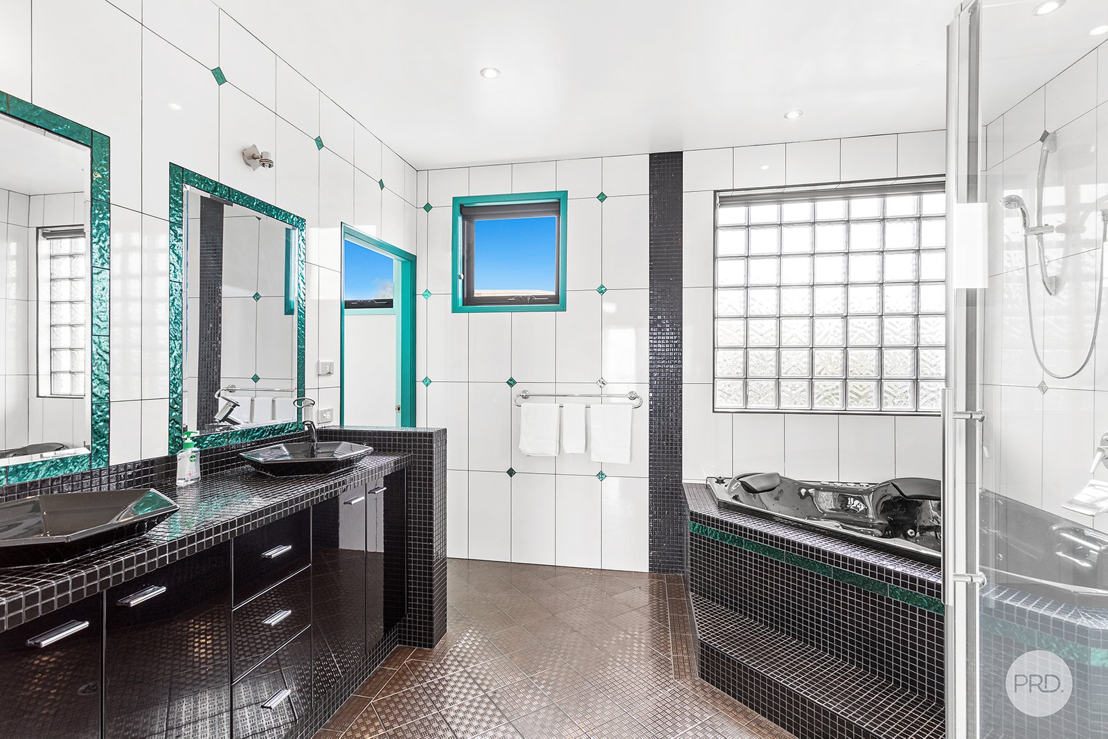 43 Scott Circuit SALAMANDER BAY 16