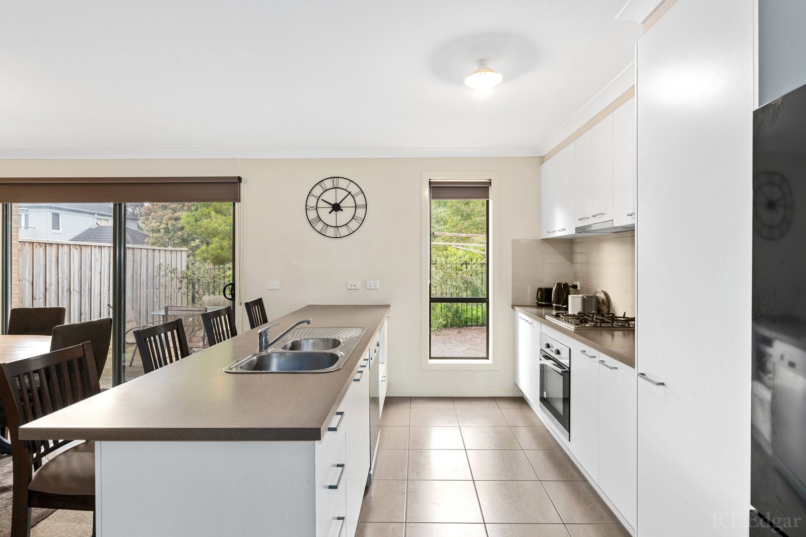 Real Estate and Property in 43 Spriggs Drive, Croydon, VIC