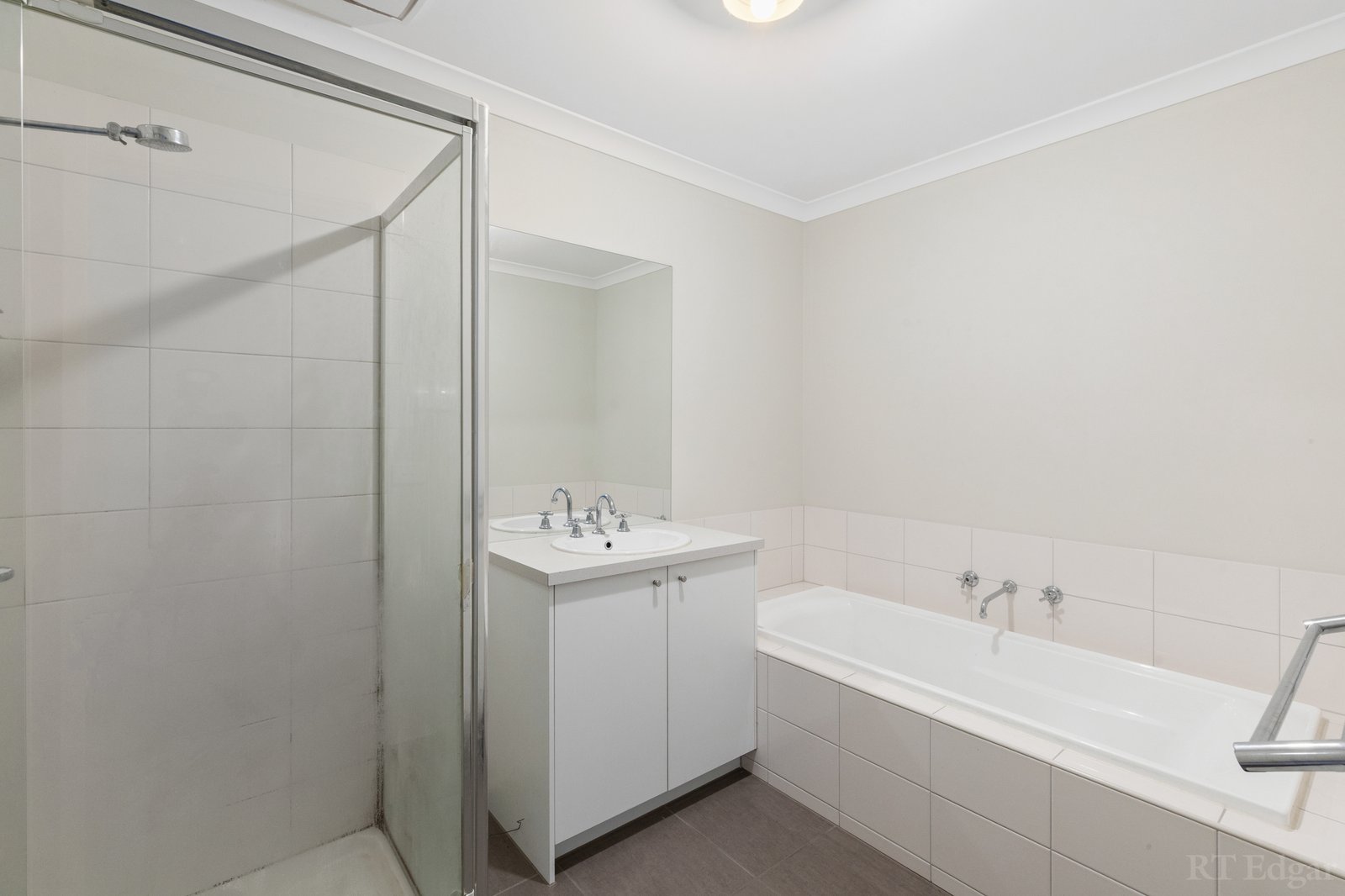 Real Estate and Property in 43 Spriggs Drive, Croydon, VIC