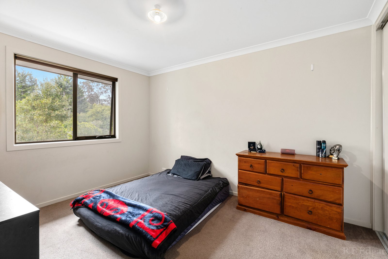Real Estate and Property in 43 Spriggs Drive, Croydon, VIC
