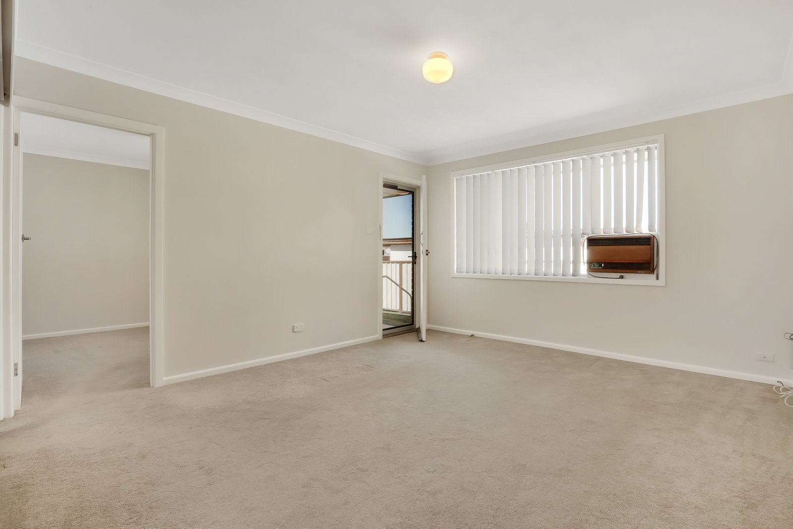 4/3 St Lukes Avenue BROWNSVILLE 4