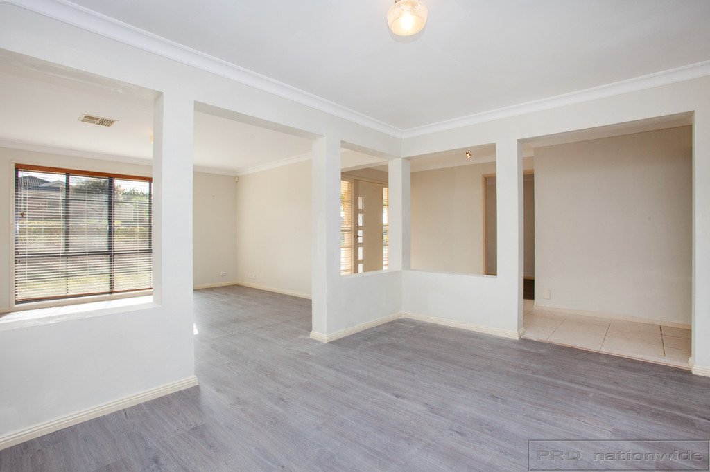 43 Stanton Drive RAWORTH 4