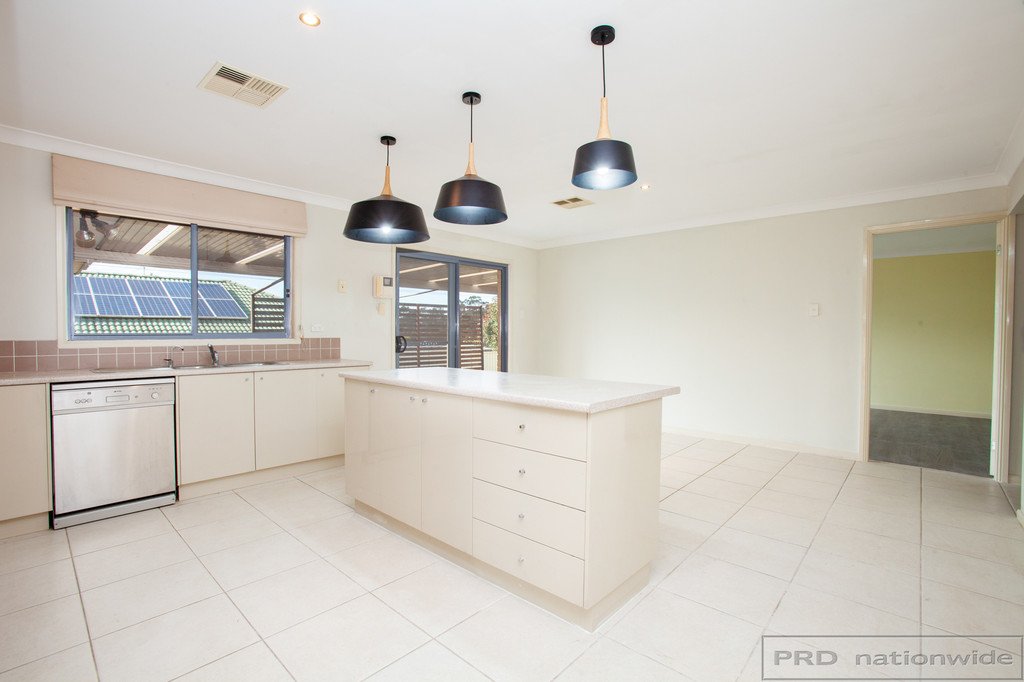 43 Stanton Drive RAWORTH 6