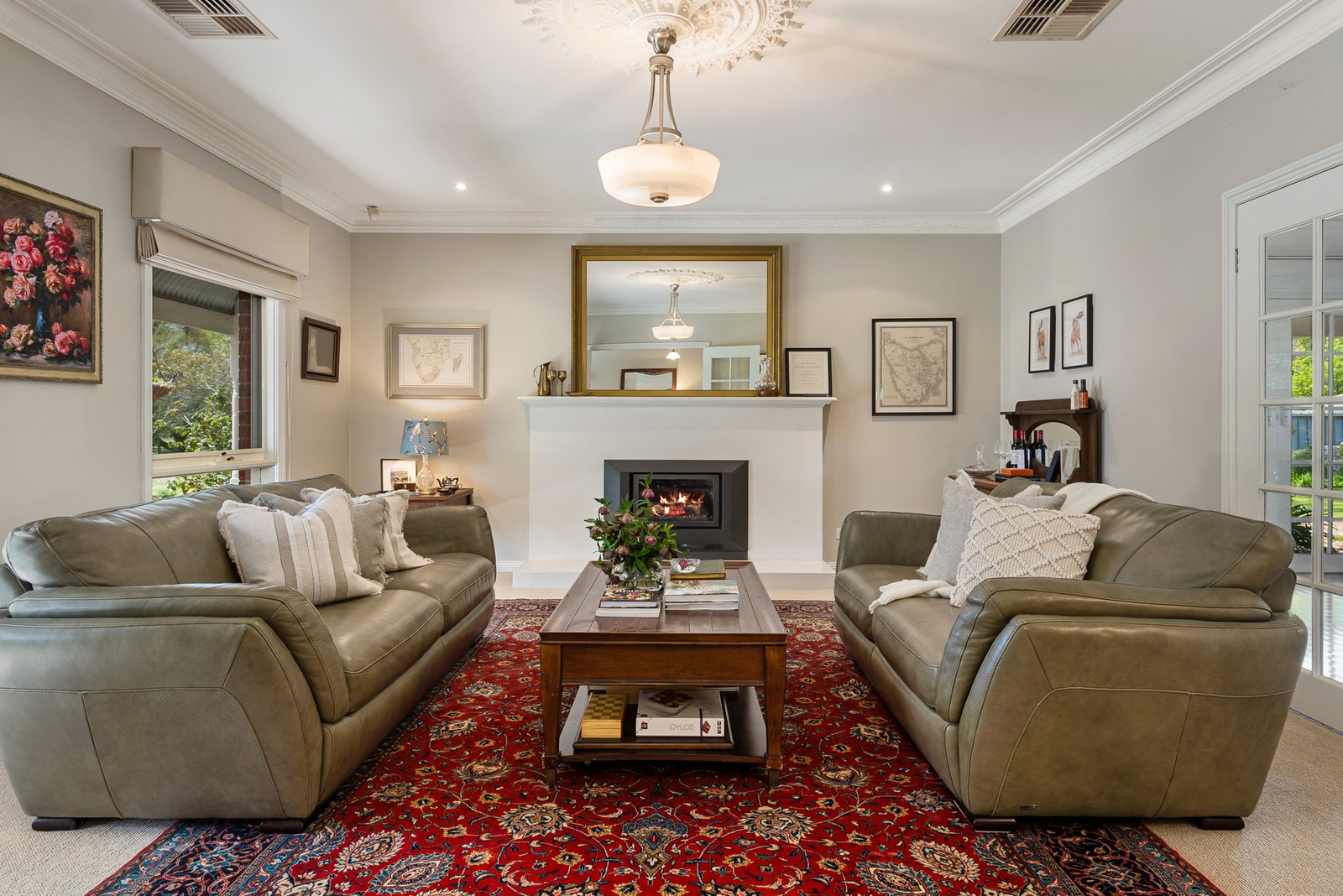 Real Estate and Property in 43 Stuart Drive, Woodend, VIC