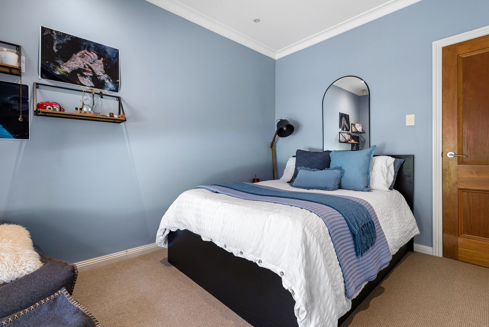 Real Estate and Property in 43 Stuart Drive, Woodend, VIC