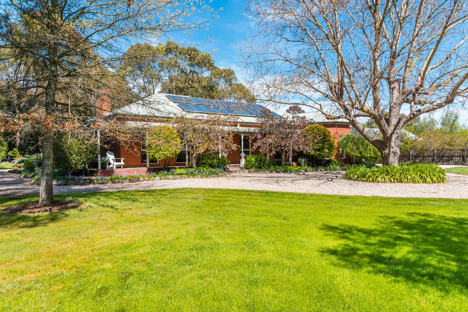 Real Estate and Property in 43 Stuart Drive, Woodend, VIC