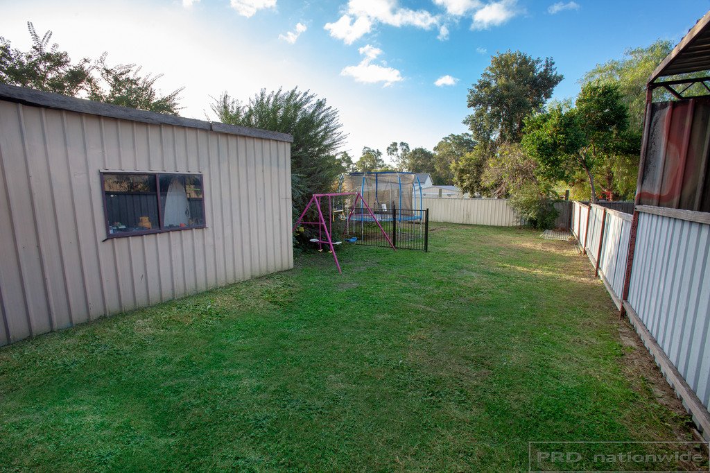 43 Swanson Street WESTON 2