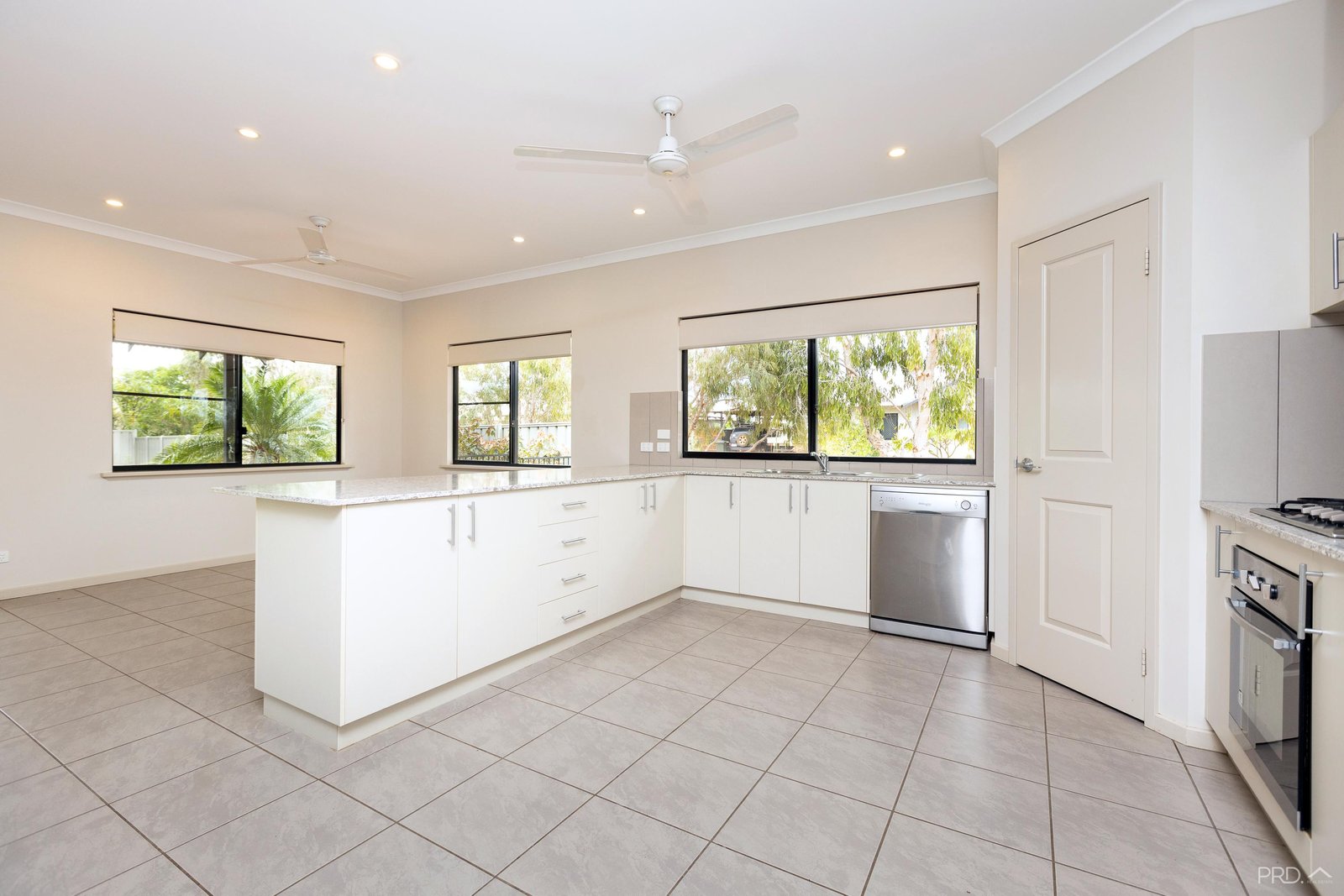 43 Tomarito Crescent BILINGURR 2