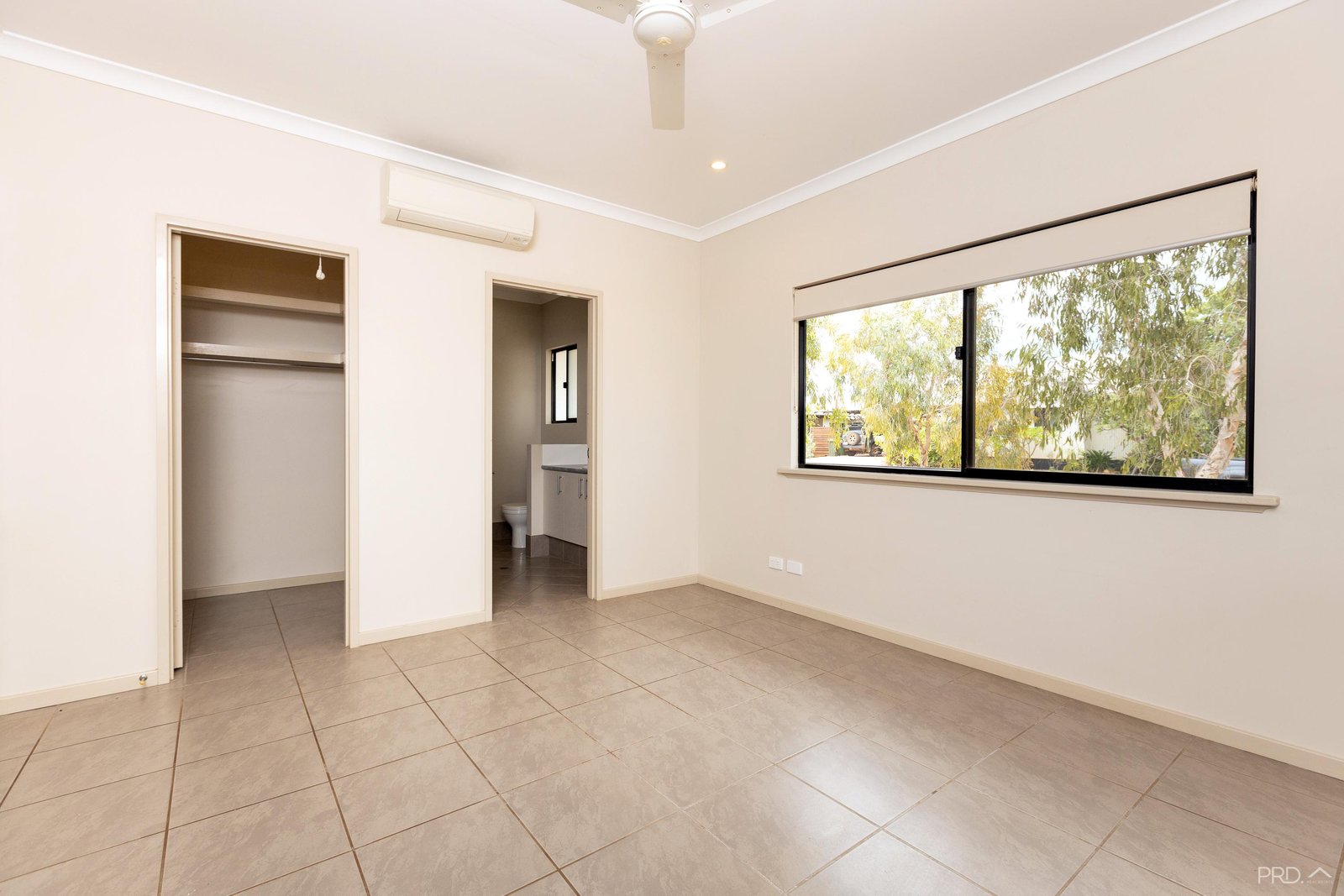 43 Tomarito Crescent BILINGURR 12