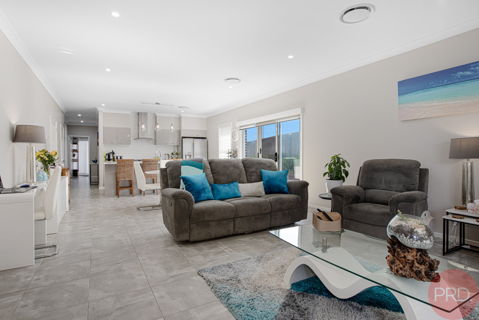 43 Vista Parade EAST MAITLAND 3