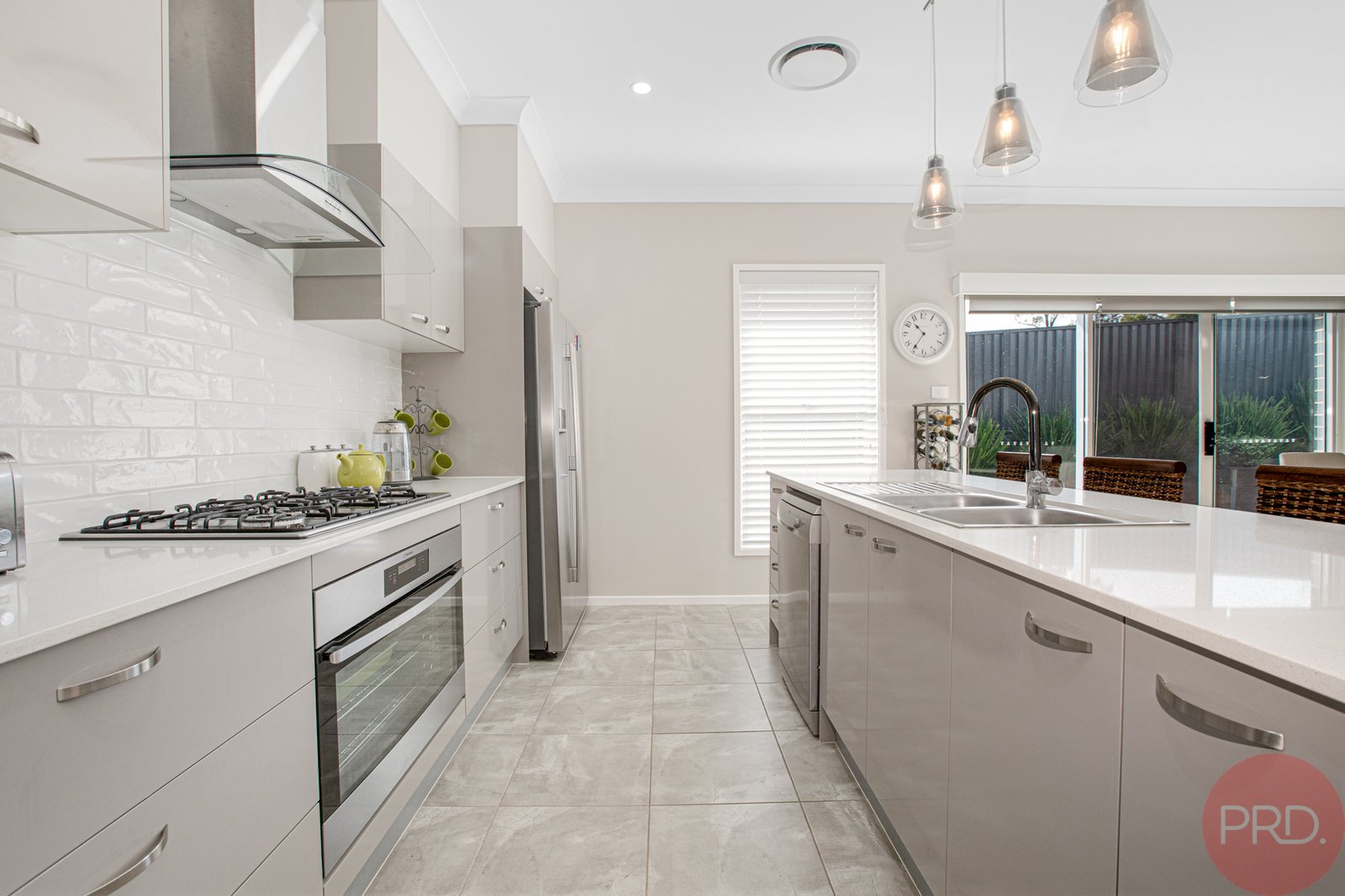 43 Vista Parade EAST MAITLAND 8