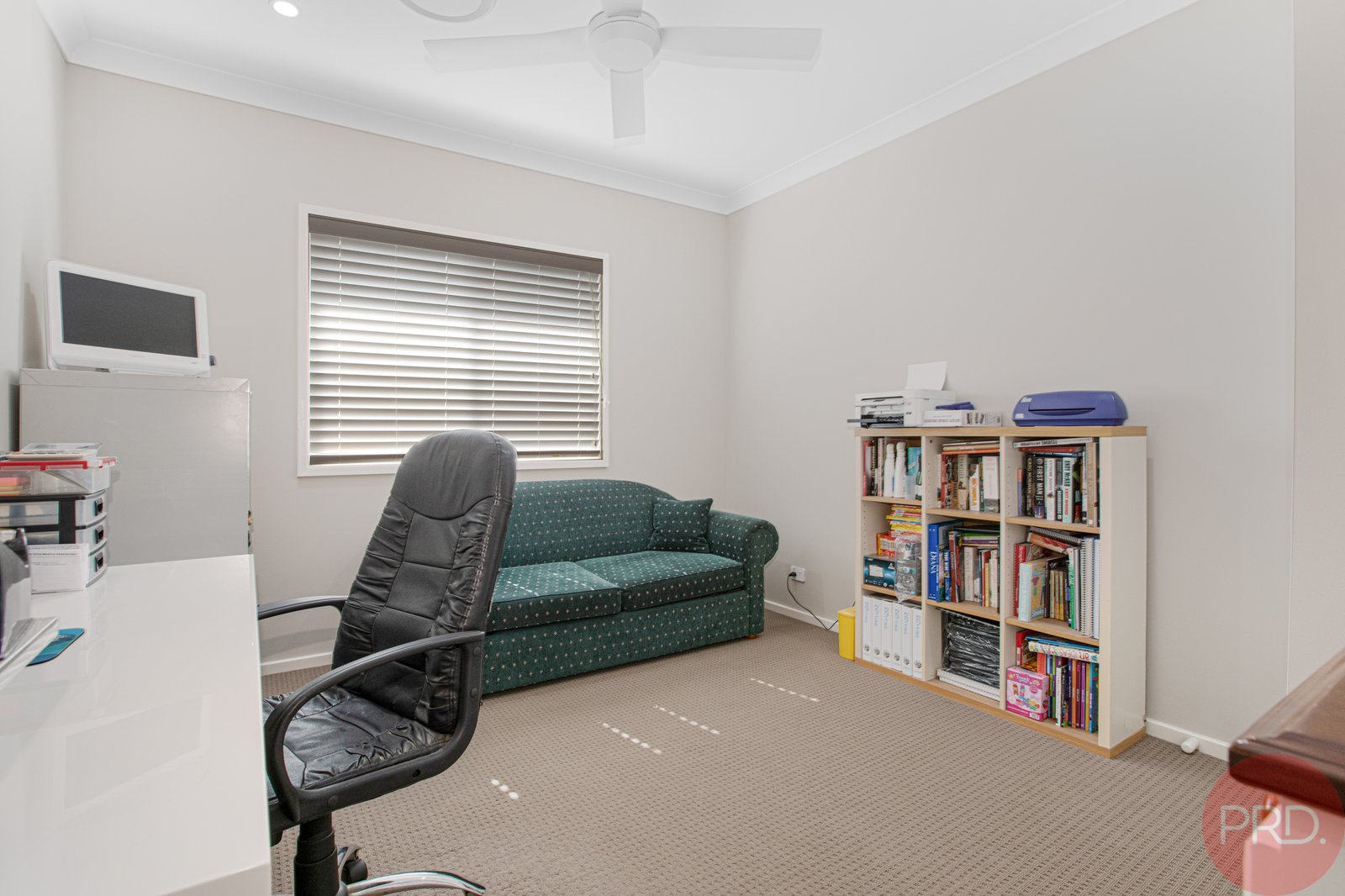 43 Vista Parade EAST MAITLAND 14