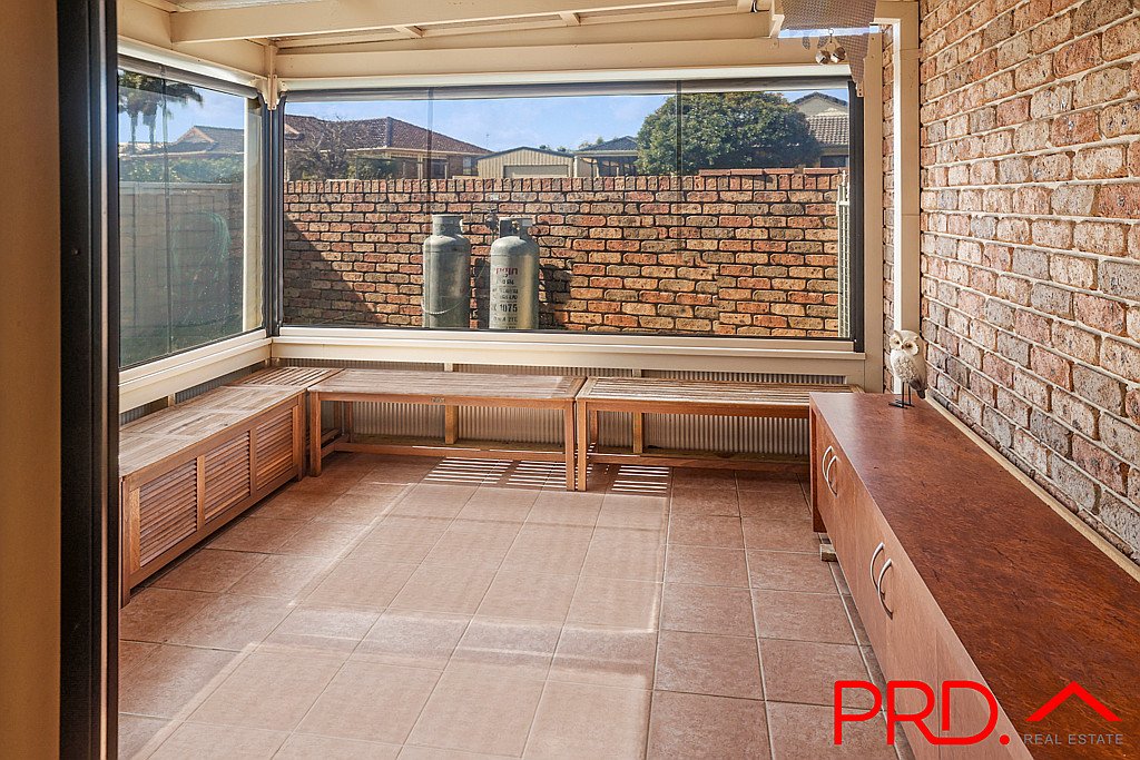 43 Wahroonga Drive TAMWORTH 12