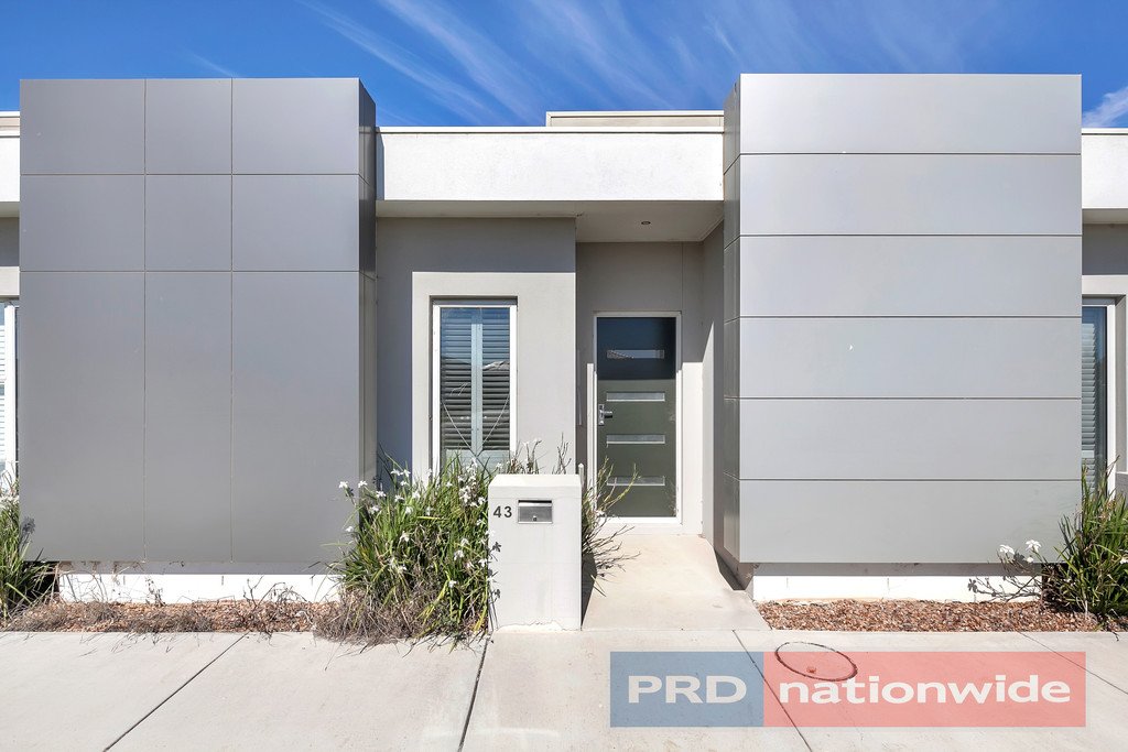 43 Warburton Drive Lucas 1