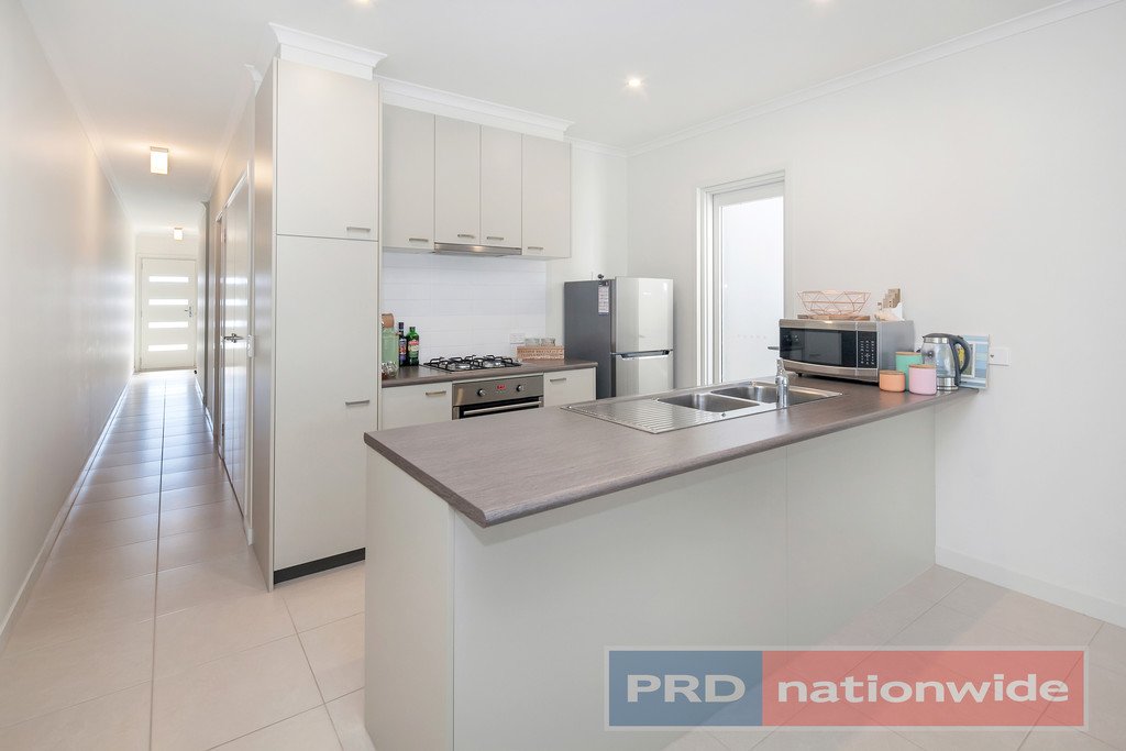 43 Warburton Drive Lucas 2