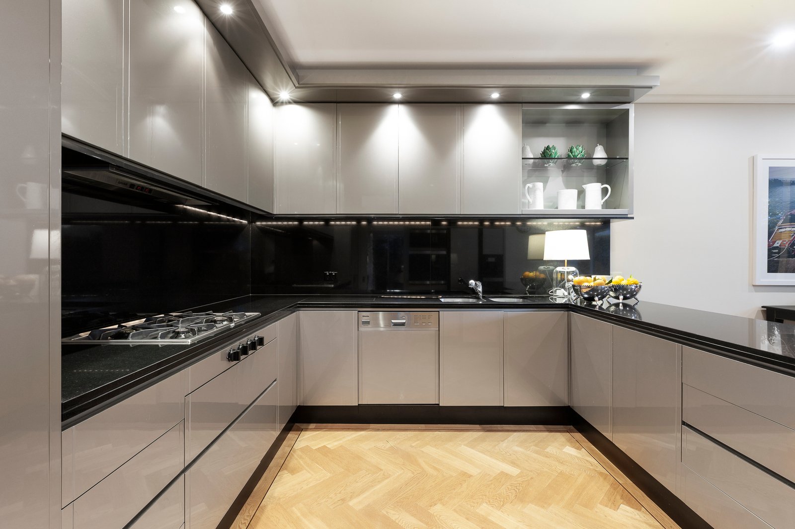 4/3 Washington Street, Toorak, 3142