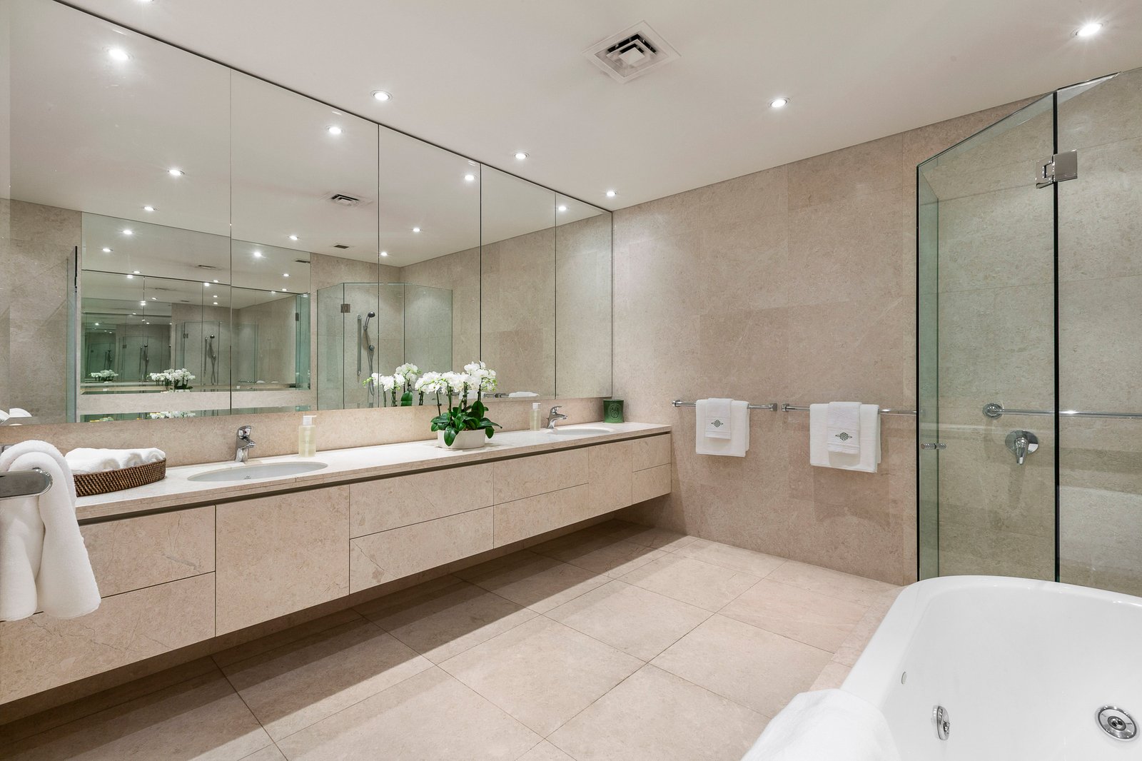 4/3 Washington Street, Toorak, 3142