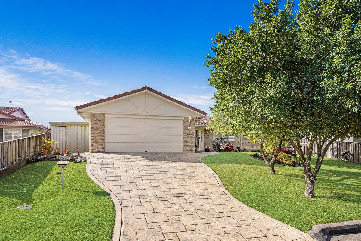 43 Wedgebill Parade Burleigh Waters 23