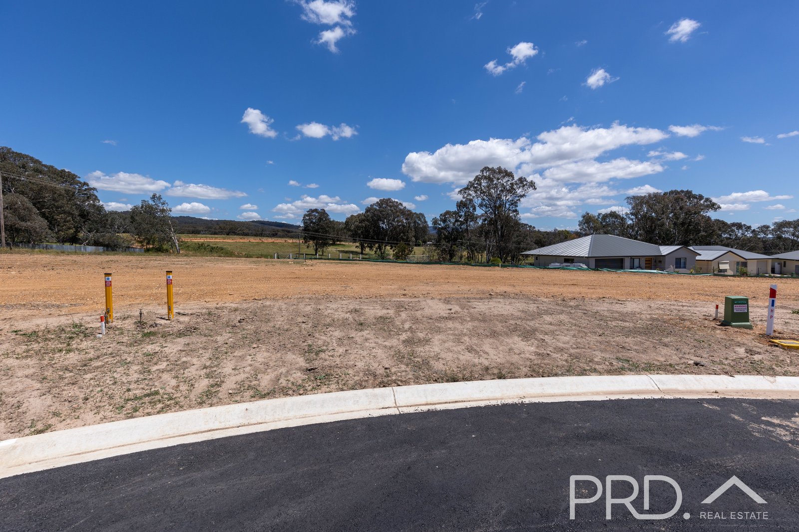 43 Weeden Place TUMUT 1