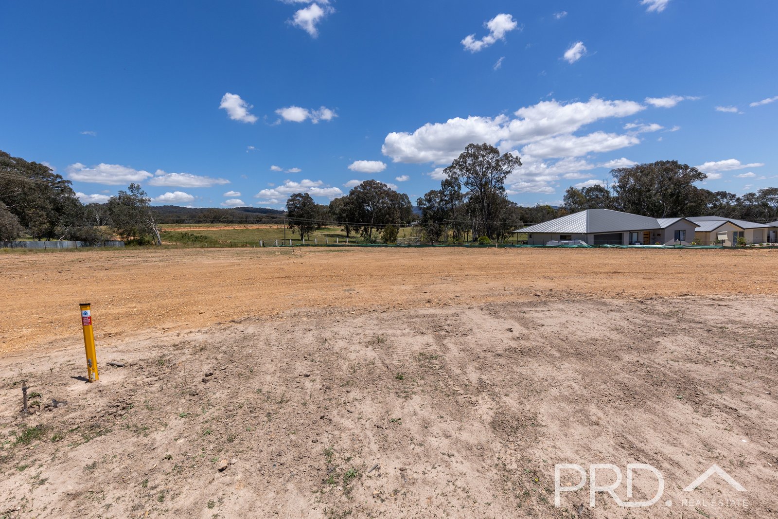 43 Weeden Place TUMUT 2