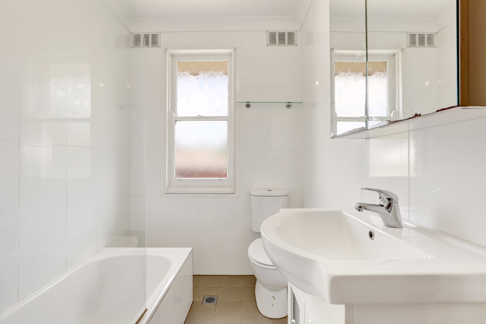 43 Weemala Crescent KOONAWARRA 11