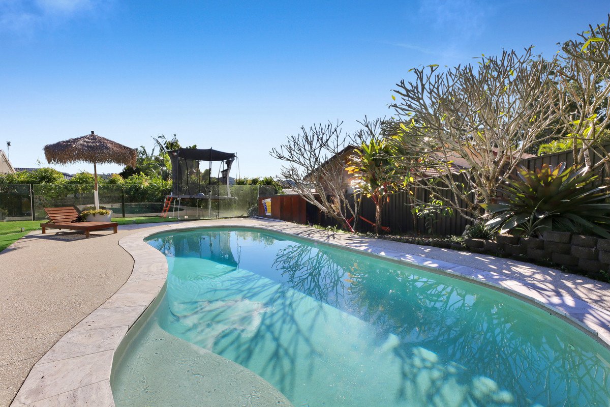 43 Wilkinson Crescent Currumbin Waters 21