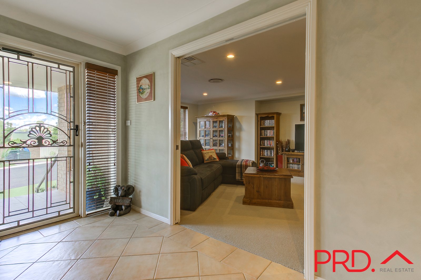 43 Windhover Cres  TAMWORTH 2