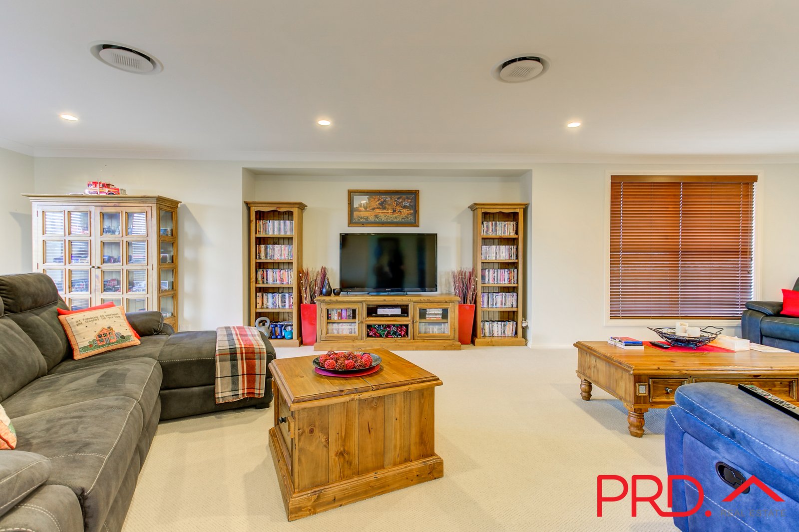43 Windhover Cres  TAMWORTH 3