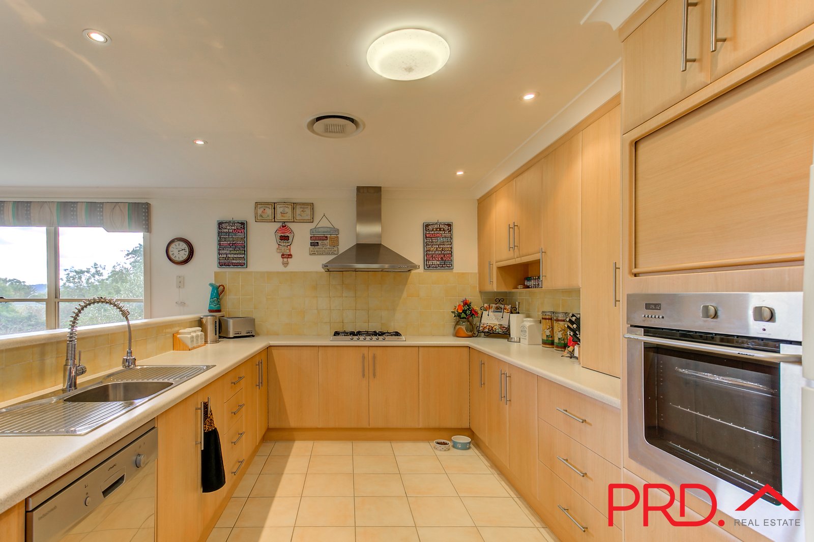 43 Windhover Cres  TAMWORTH 6
