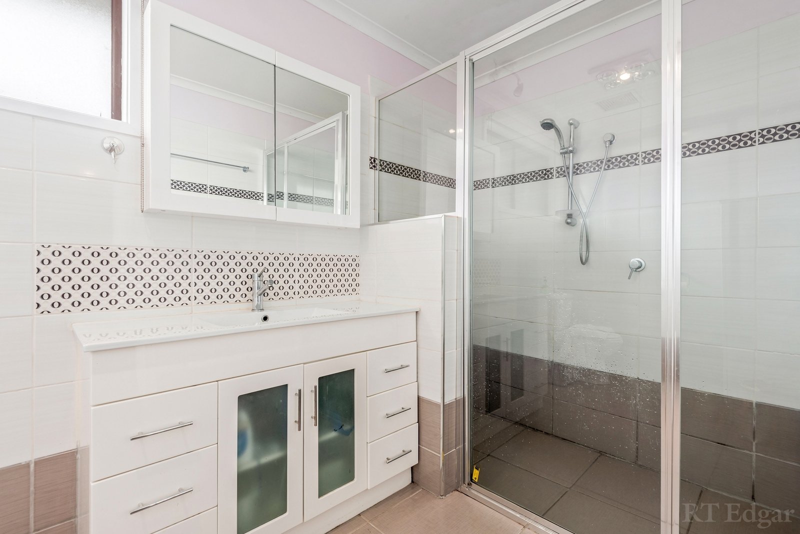 Real Estate and Property in 43 Wyatt Street, Ocean Grove, VIC